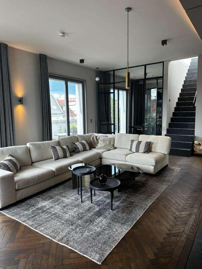 Appartamento Luxus Penthouse Am Viktoria-luise-platz Berlino